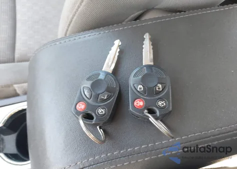 2010 Ford Fusion Se z USA, uszkodzony, nr VIN 3FAHP0HA6AR285810